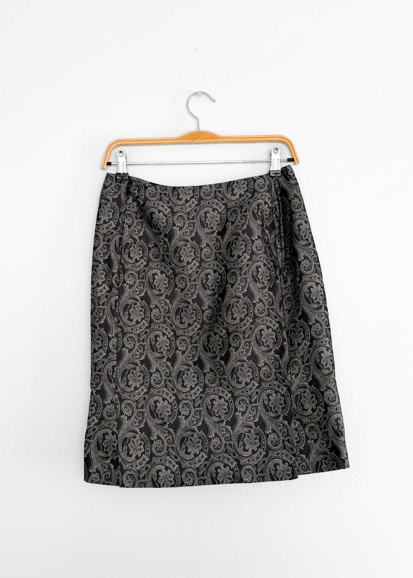 Balenciaga Gray Silver Jacquard 100% Silk Mini Skirt (38 or US 6)