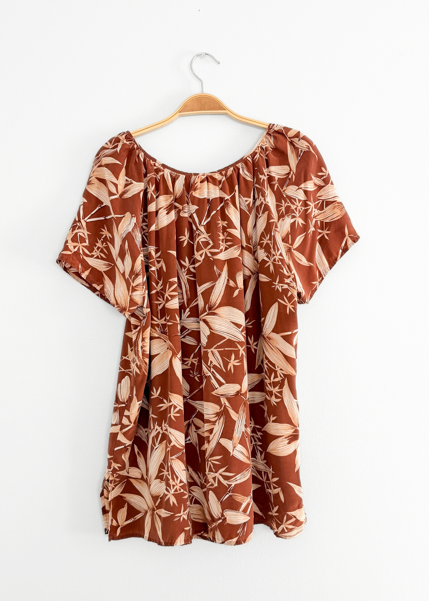 Diane von Furstenberg Silk Assets Brown 100% Silk Print Flutter Sleeve Top (XL)