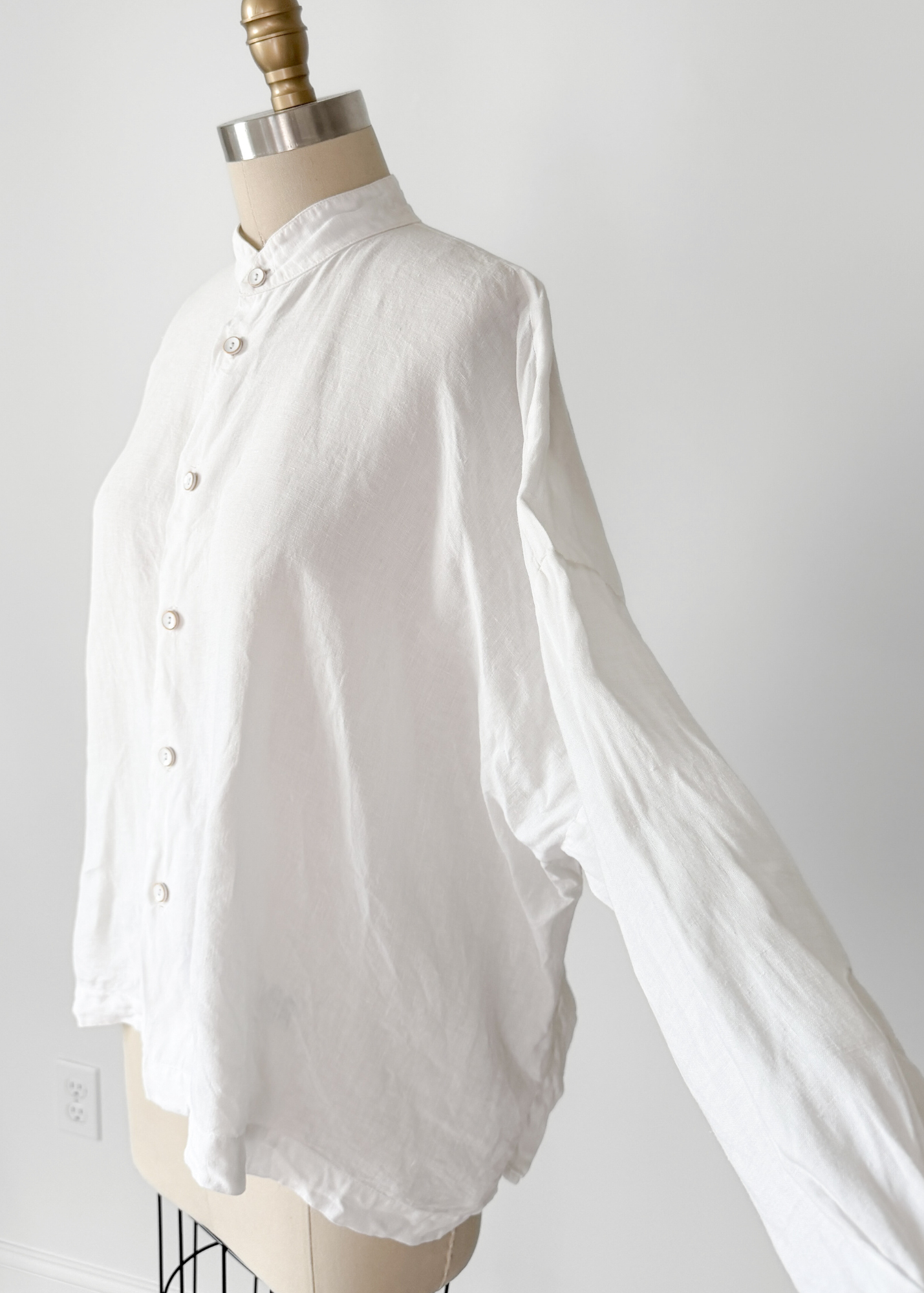 Eskandar White Linen Button Down Top (0 or S/M)