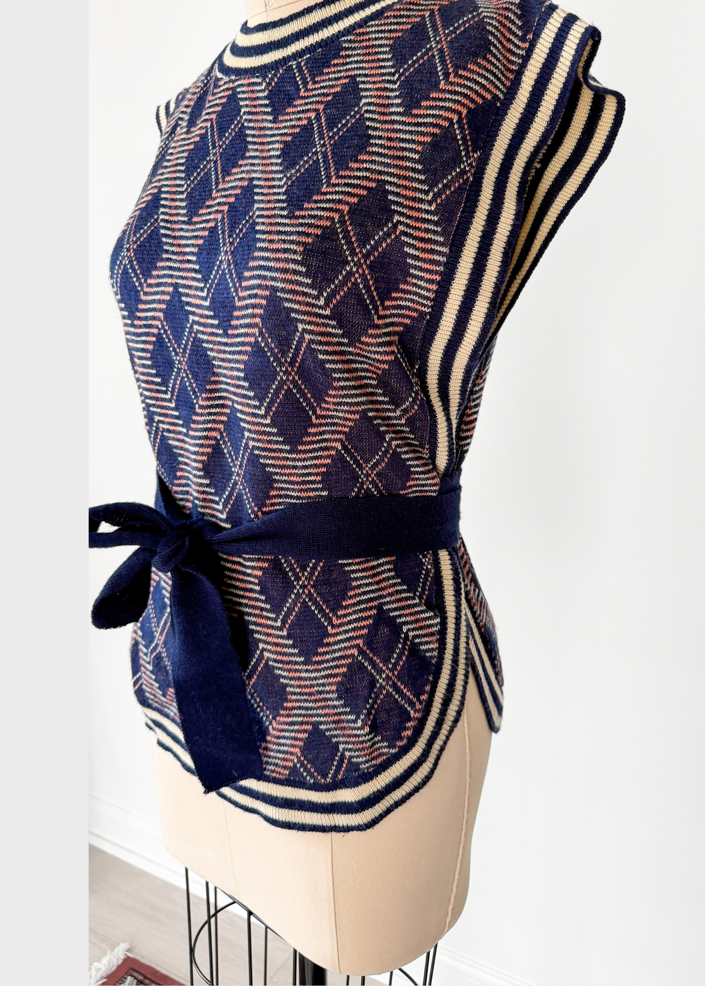 Vintage 70s Loomknits Navy Argyle Tie Sweater Vest