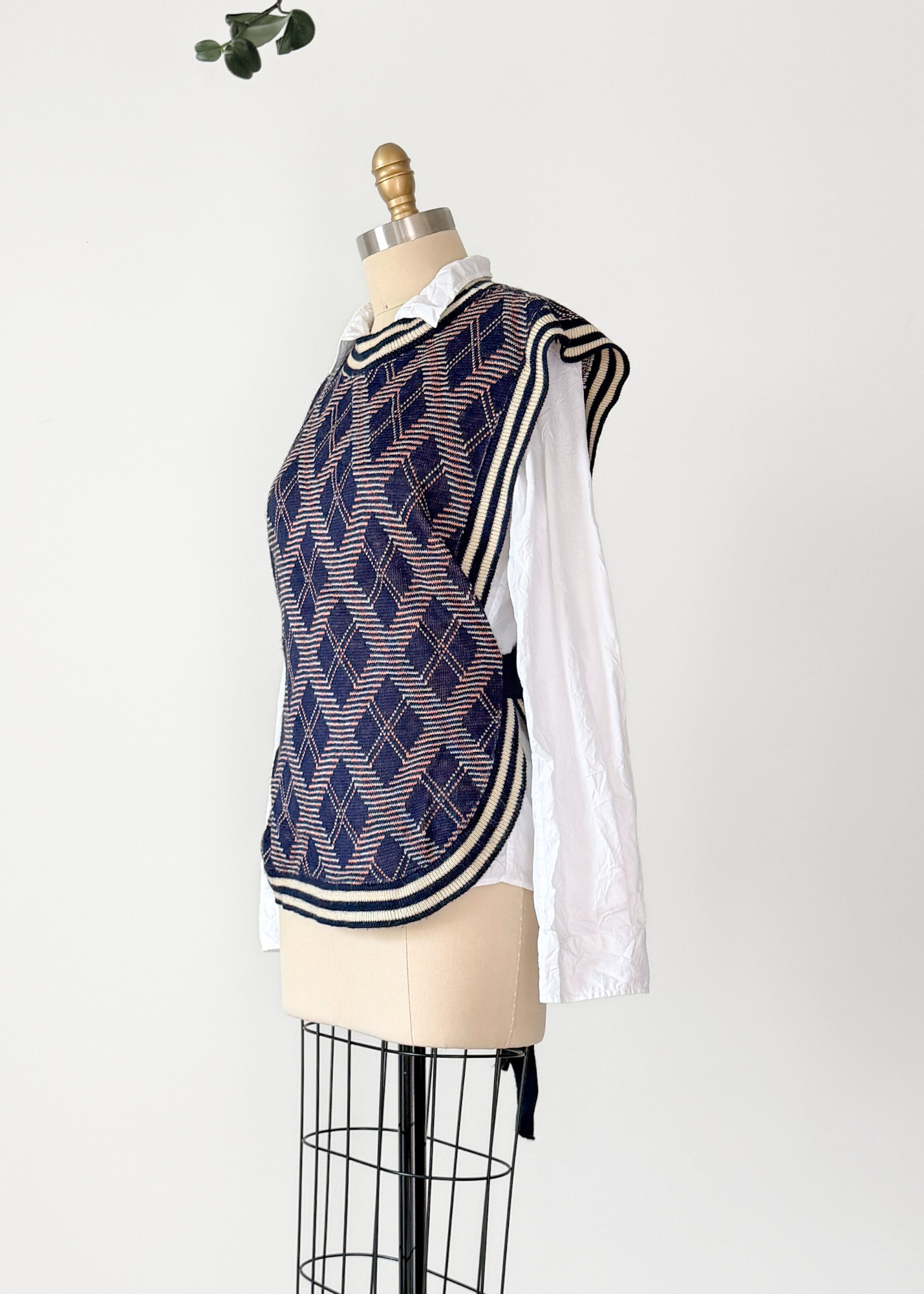 Vintage 70s Loomknits Navy Argyle Tie Sweater Vest