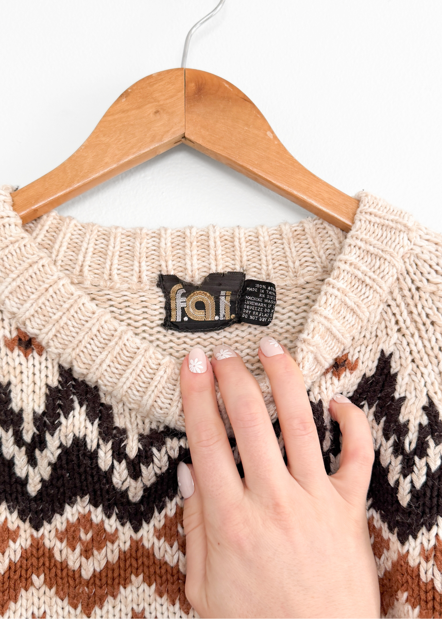 Vintage 80s f.a.I. Cream Tan Brown and Black Acrylic Pullover Sweater (M)