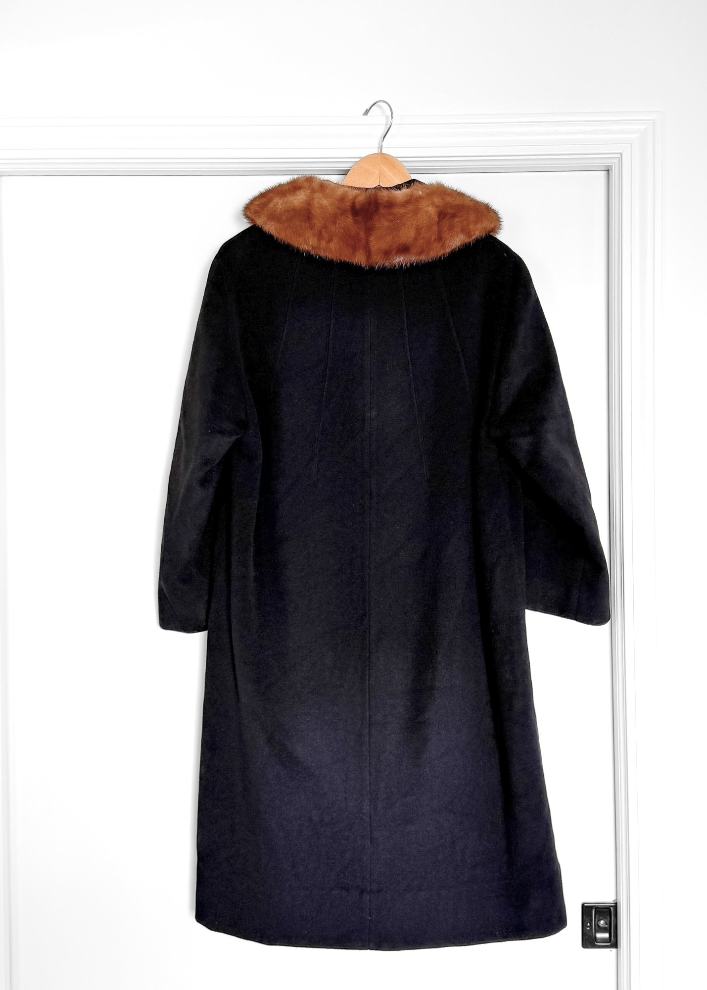 Vintage 60s Black Cashmere & Mink Collar Winter Coat (L)