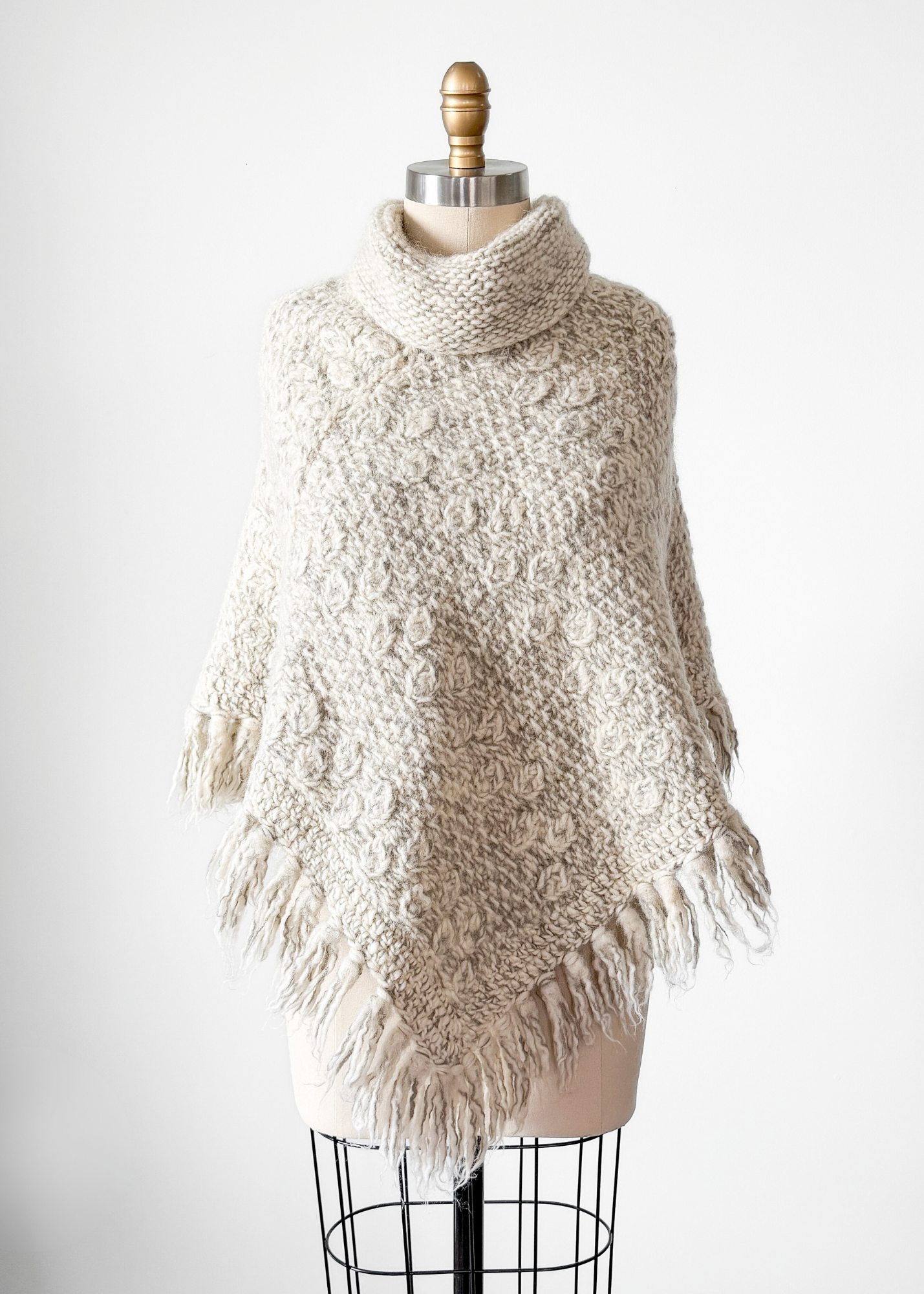 Vintage 60s Gray Ivory Heavy Wool Poncho Cape Sweater