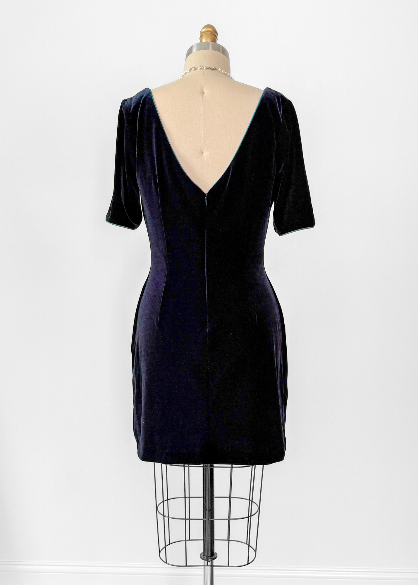 Vintage 00s JSC Black Velvet Red Floral Applique Dress (US 12)