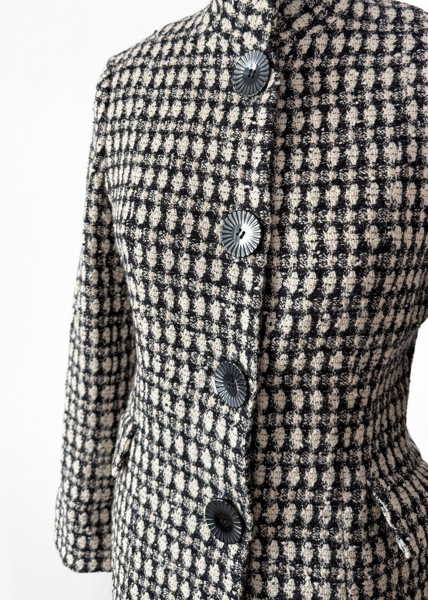 Vintage Liz Logie Black and Cream Wool Tweed Jacket (8)