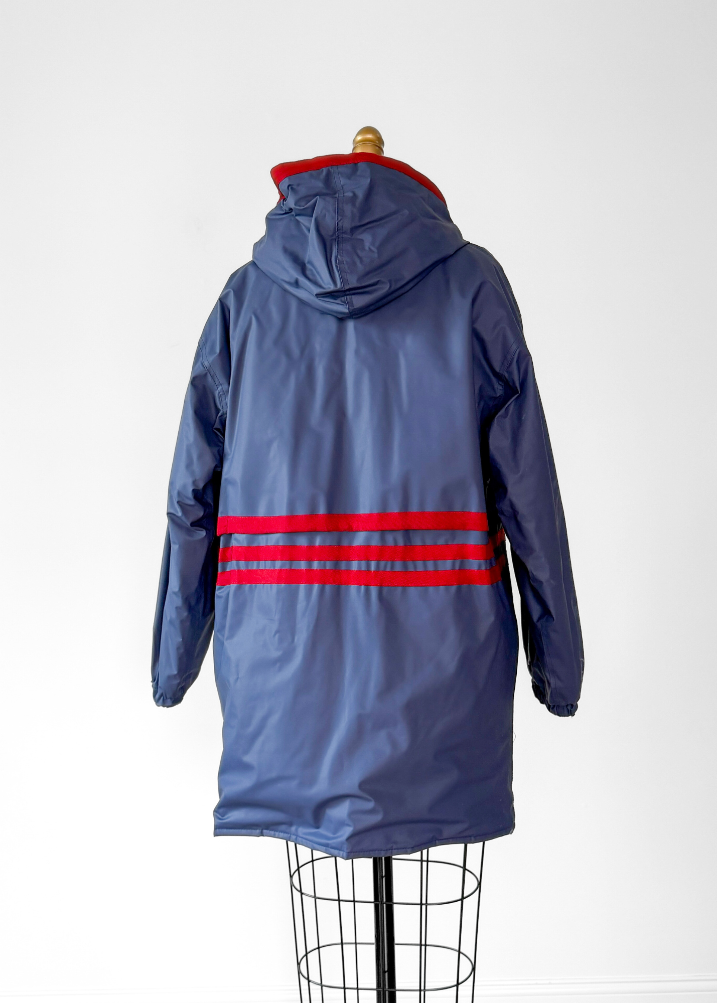 Vintage 90s J.G Hook Blue Red Plaid Rain Coat (S)