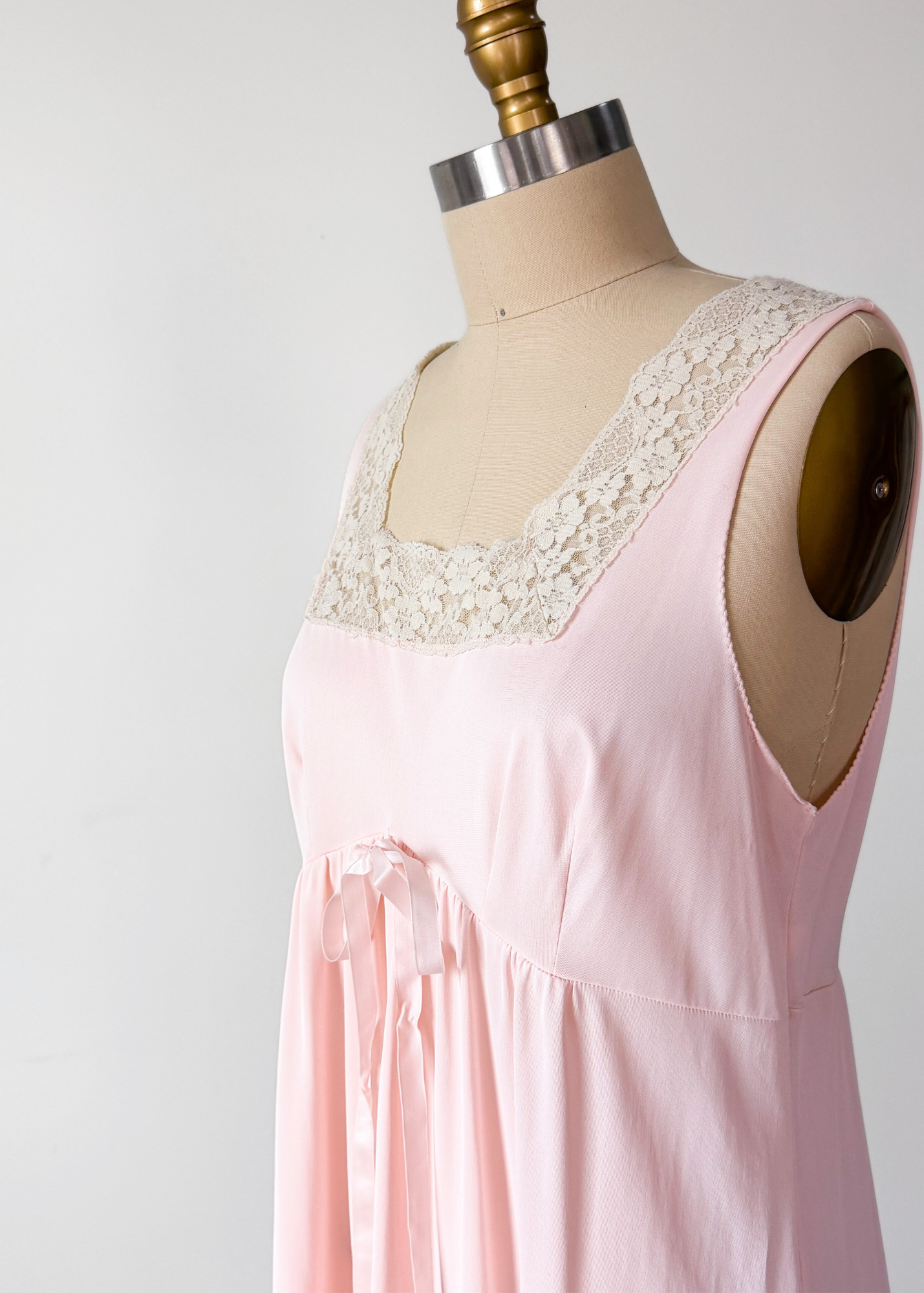 Vintage 90s Baby Pink Square Neck Tie Front Full Length Nighty Sleepwear