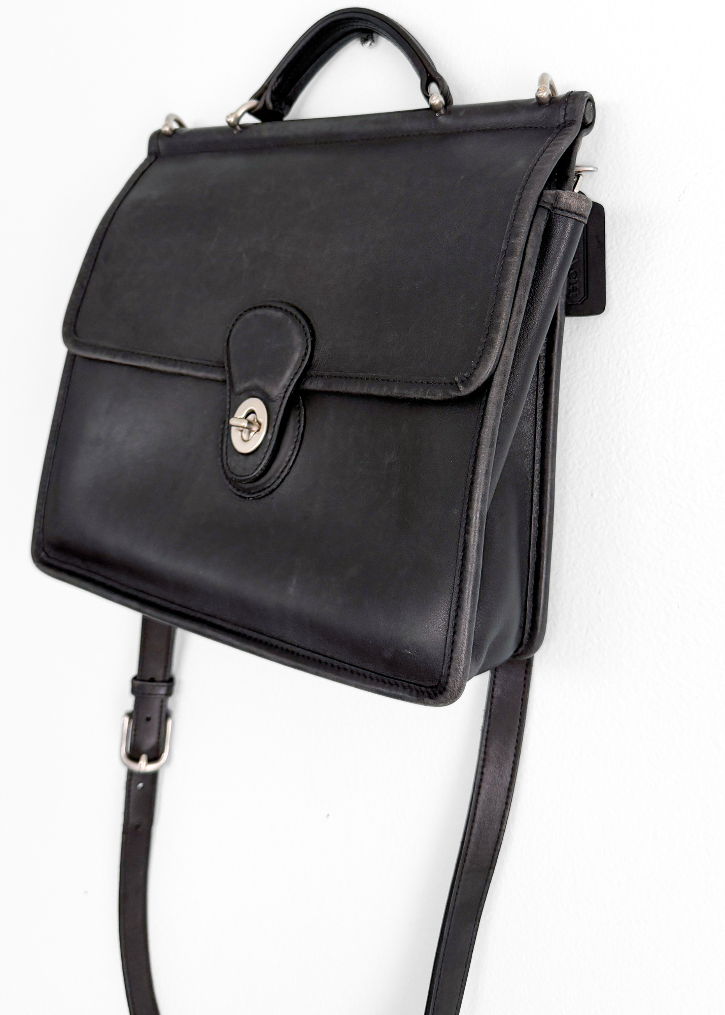 Vintage 2003 Coach Willis Bag #9927 Black Leather Crossbody Satchel Purse