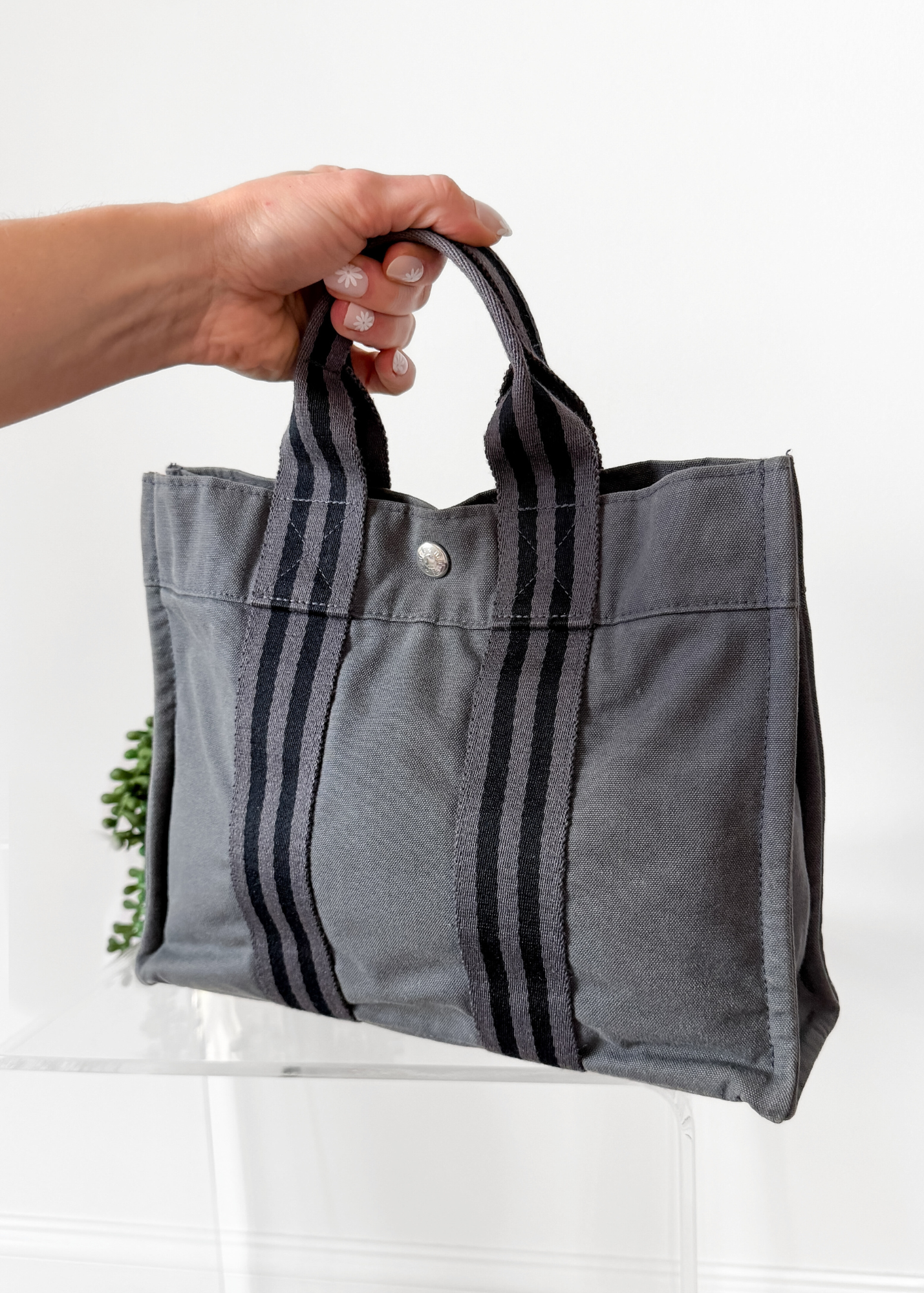 Hermès Fourre Tout Tote Canvas Bag in Graphite Gray