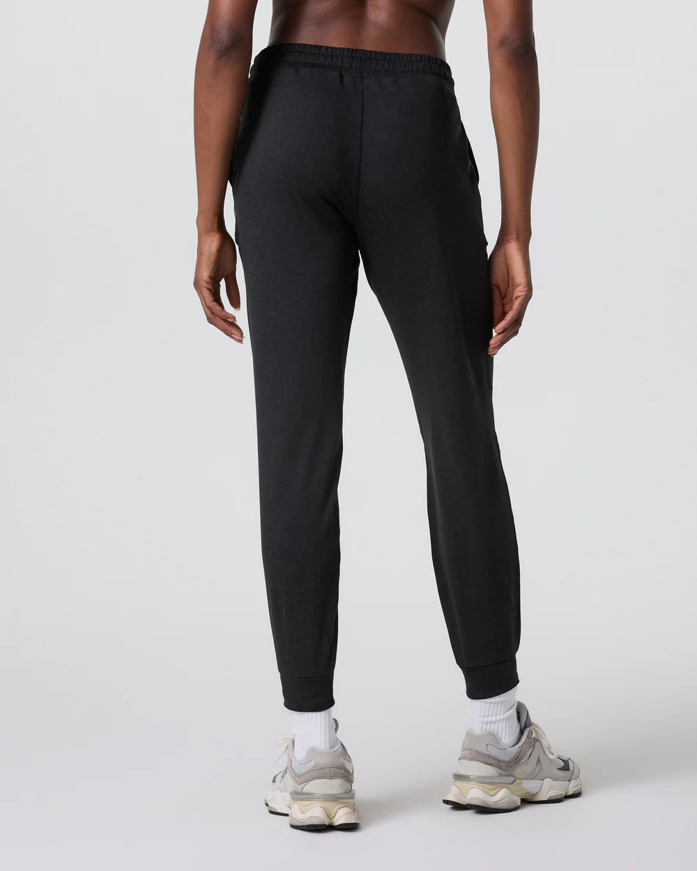 NWT Vuori Performance Jogger in Black Heather (M)