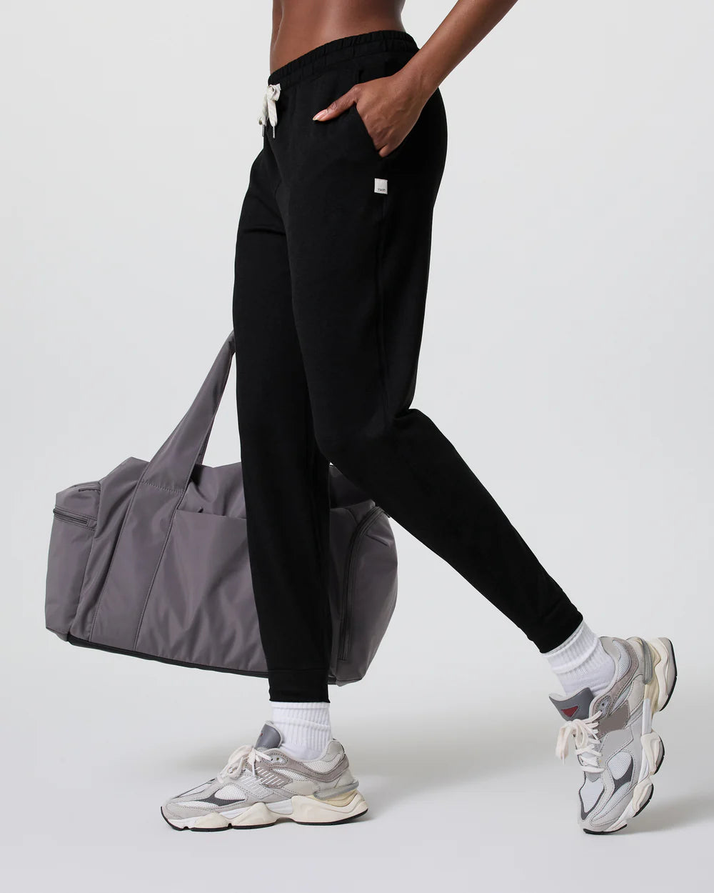 NWT Vuori Performance Jogger in Black Heather (M)