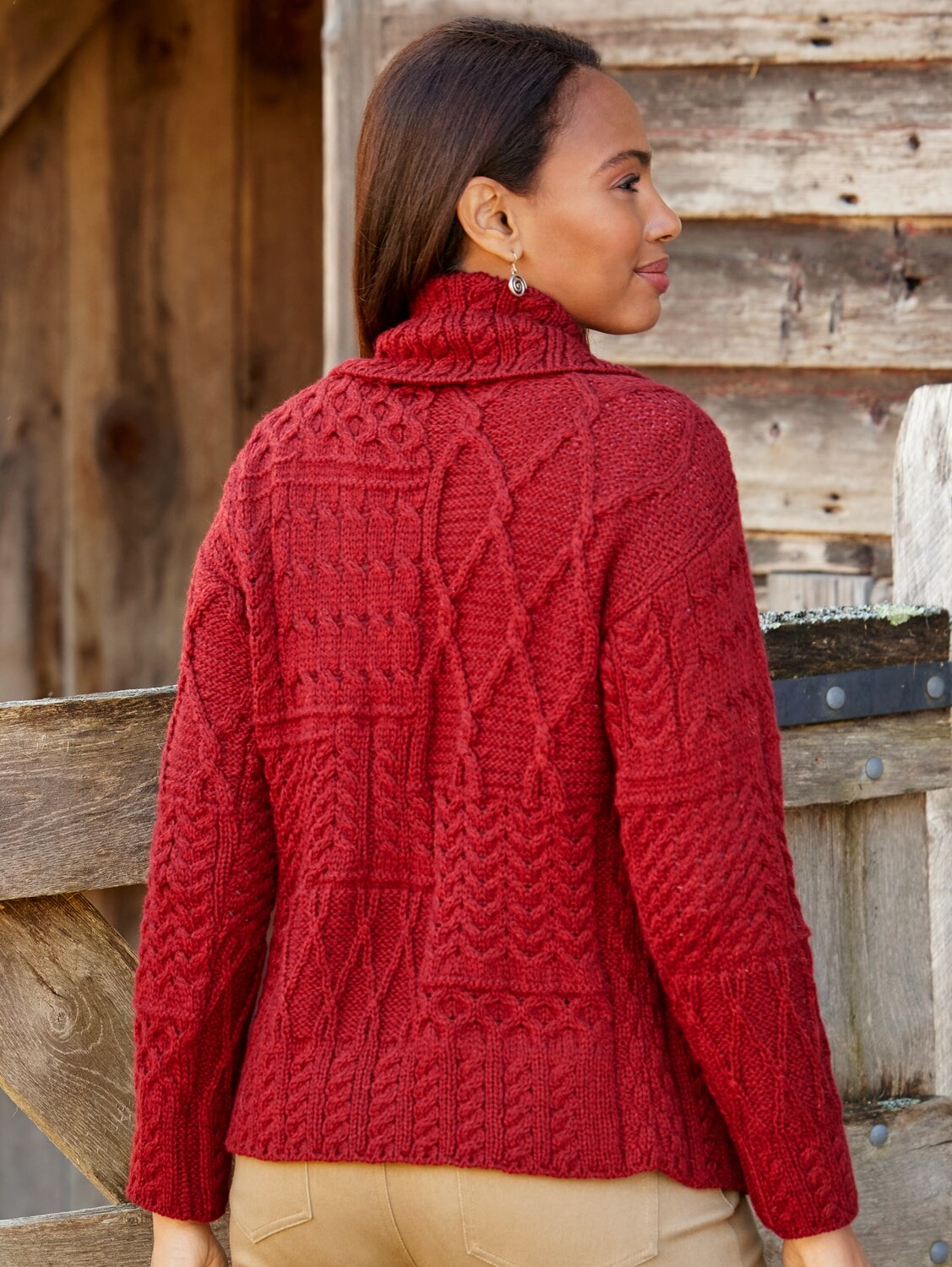 Aran Carraig Donn Irish Cranberry Red 100% Merino Wool Button Knit Sweater