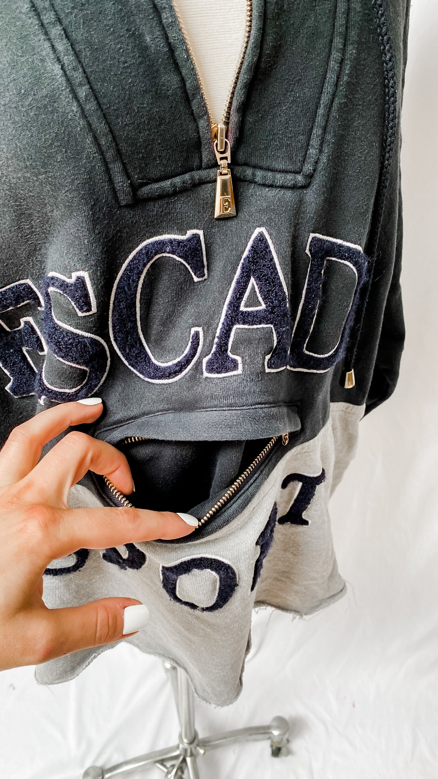 Vintage 90’s Escada Sport Hooded Pullover (S/M)