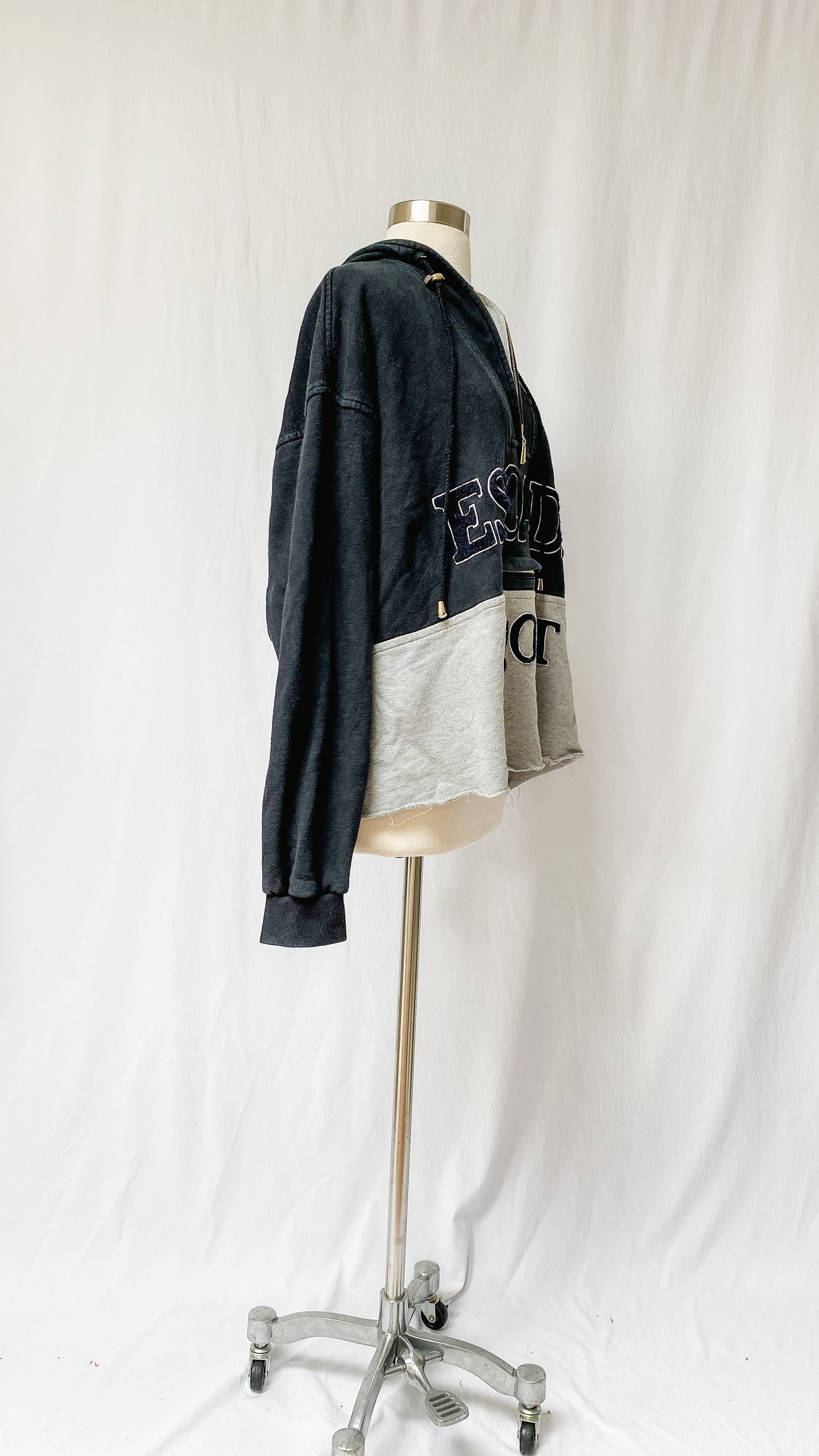 Vintage 90’s Escada Sport Hooded Pullover (S/M)